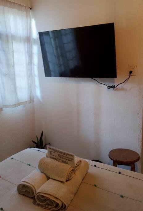 Chill Green Beautiful Downtown Area Tv Good Wifi Oaxaca ภายนอก รูปภาพ