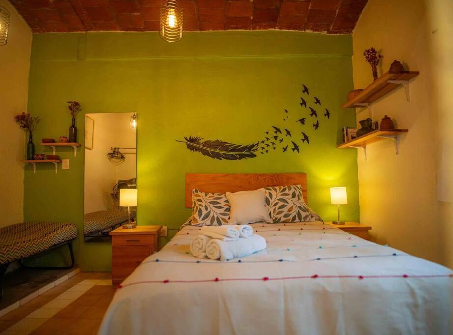 Chill Green Beautiful Downtown Area Tv Good Wifi Oaxaca ภายนอก รูปภาพ