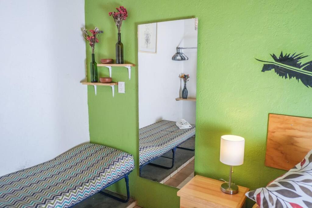 Chill Green Beautiful Downtown Area Tv Good Wifi Oaxaca ภายนอก รูปภาพ